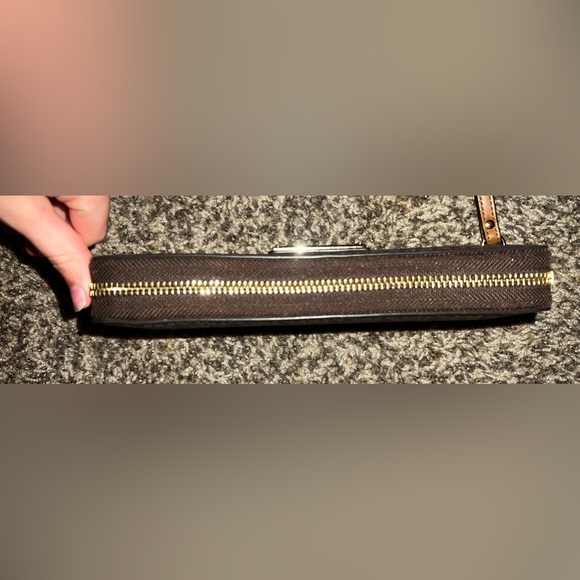 MK wallet *NWOT - Picture 5 of 5